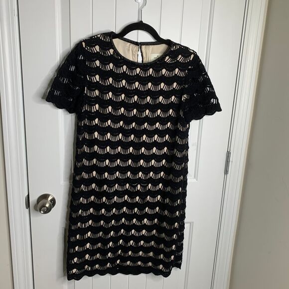 Kate Spade black crochet Virginia lace shift dress size 8 party preppy career - Picture 2 of 7